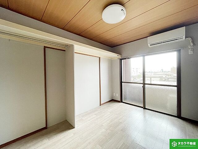 寝室
