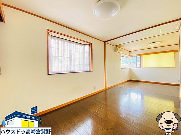 洋室を拡大表示