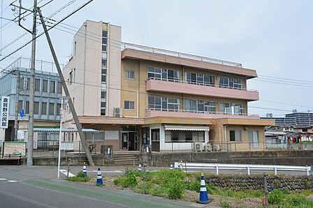 倉賀野公民館倉賀野公民館 530m