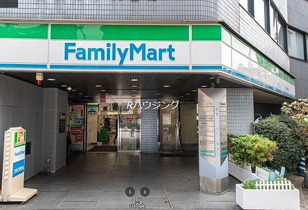 画像16:ファミリーマート　サンズ西新宿店 589m