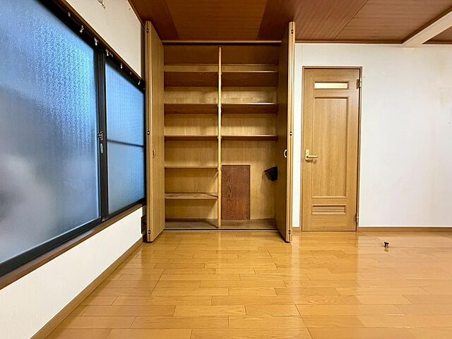 収納 文京区本駒込1丁目