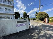 秦野市立渋沢小学校（900m）