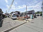 「ただいま建築中！少しずつ形になっていく我が家の成長を見守るワクワク感がいっぱい。完成したら、家族みんなが笑顔になれる“とっておきの場所”になりますように。」