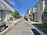 外観：採光や通風に配慮された設計で、毎日を快適に過ごせる住まい。 時間帯によって変わる室内の明るさも、ぜひ現地でご確認ください。 
