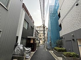 東京都新宿区三栄町8-4(未定)（賃貸マンション1LDK・1階・43.88㎡） その1