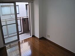 都営三田線 御成門駅 徒歩5分の賃貸マンション 4階1Kのリビング/ダイニング