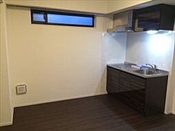 東京メトロ千代田線 赤坂駅 徒歩2分の賃貸マンション 2階ワンルームのリビング/ダイニング