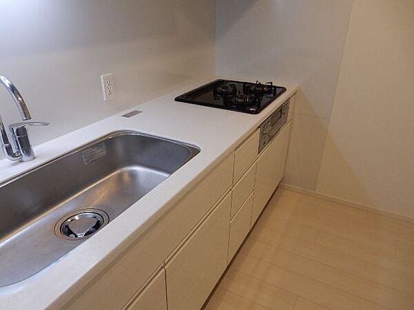 apartment 東京都中央区日本橋堀留町１丁目3-11
地図を見る