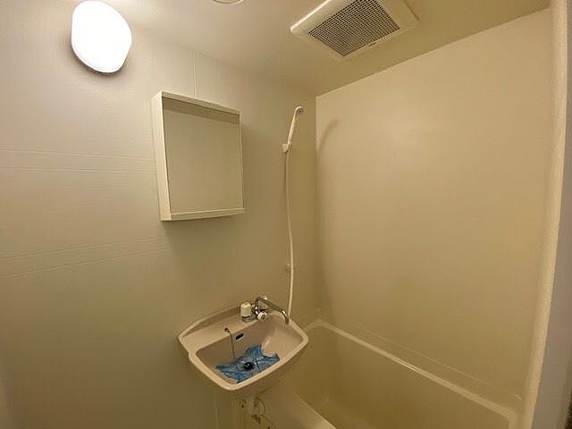 浴室