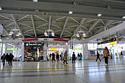 大崎駅[860m]