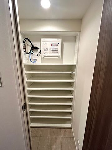 収納