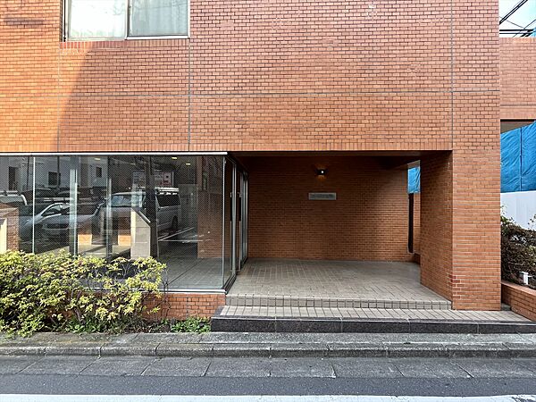 東京都新宿区左門町(賃貸マンション3LDK・1階・58.11㎡)の写真 その1