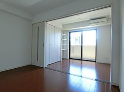 鹿児島市電2系統 加治屋町駅 徒歩5分の賃貸マンション 8階2Kのリビング/ダイニング