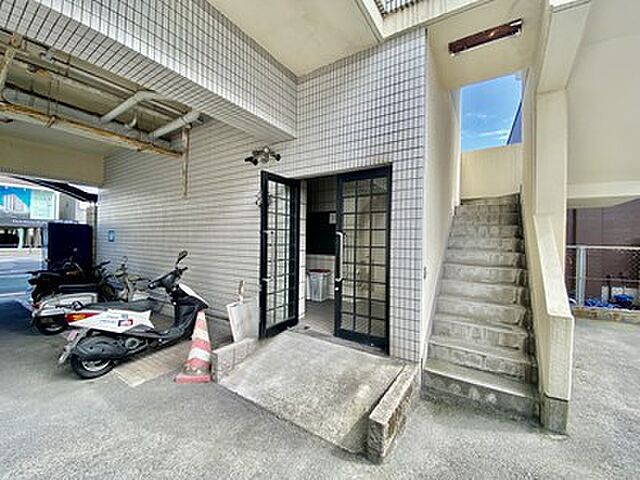 エントランス