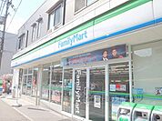 ファミリーマート　八幡千束店まで790メートル
