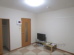 レオパレスエンブレム 101 1階1Kのリビング/ダイニング