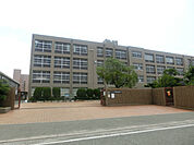 平岡南中学校