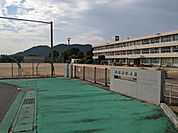 滝野東小学校