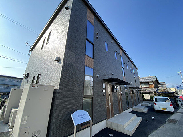 4 / 12
