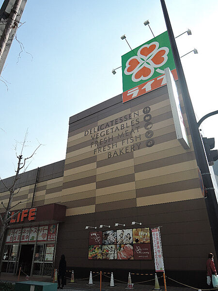 画像16:ライフ 大阪ベイタワー店（744m）