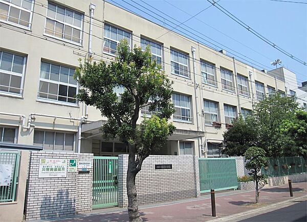 画像18:大阪市立磯路小学校（665m）