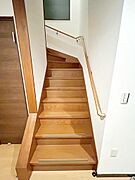手すり付き階段