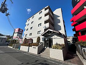 クリスタル  ｜ 兵庫県西宮市高木東町（賃貸マンション3LDK・2階・75.44㎡） その1