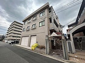 兵庫県西宮市中前田町（賃貸マンション1LDK・3階・38.00㎡） その1