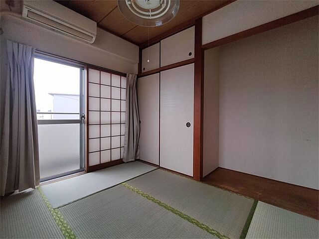 寝室