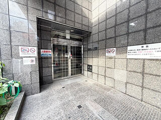 エントランス