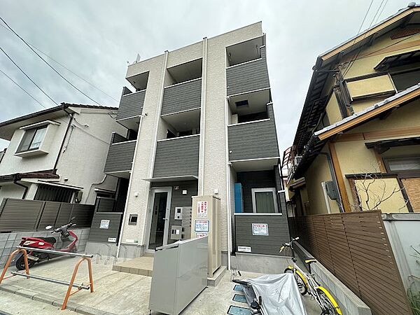 ハーモニーテラス甲子園浜田町 ｜兵庫県西宮市甲子園浜田町(賃貸アパート1DK・3階・25.68㎡)の写真 その1