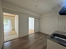 グランディア ミ・アモーレ鈴蘭台 5階3DKのリビング/ダイニング