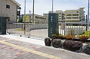 徳島市立沖洲小学校まで566ｍ