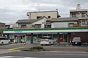 ファミリーマート佐古四番町店まで489ｍ