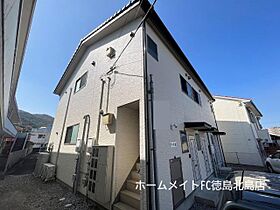 コーポ俊  ｜ 徳島県徳島市佐古三番町（賃貸アパート1LDK・2階・31.12㎡） その1