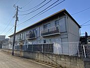 スーパー、コンビニが近所に。