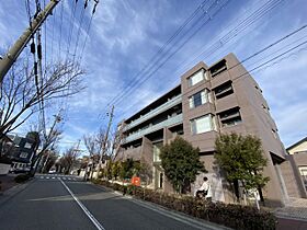 SAKURA  ｜ 兵庫県芦屋市茶屋之町9-9（賃貸マンション1LDK・2階・49.02㎡） その1