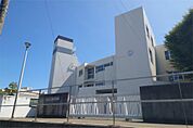 横浜市立川和中学校（1160m）