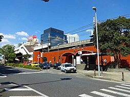 関内駅 402m