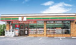 セブンイレブン川崎市役所前店 772m