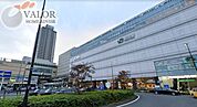 鶴見駅 徒歩22分。 1740m