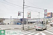 セブンイレブン町田金森南店 435m
