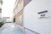 ★オシャレなエントランスです★