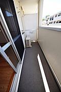 ★　広いバルコニーで布団も楽々干せます　★