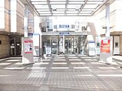 伊勢丹 1000m