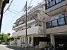 外観：阪急富田駅・JR摂津富田駅まで徒歩5分圏内です。毎日の通勤通学に便利です。