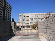 松原小学校[公立]の外観