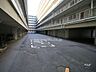 駐車場：敷地内駐車場（屋内平面式シャッター付き）
