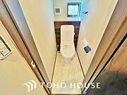 お掃除もラクラクな節水型トイレを設置