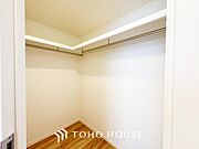 お子様のおもちゃやゴルフバック等、大きなお荷物をお持ちの方や、お荷物が多い方でも安心のスペースです。